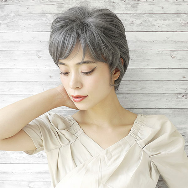 医療用にも使えるショートウィッグ